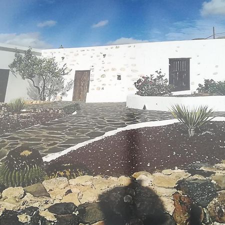Bed & Breakfast Descanso Y Relax Puerto del Rosario  Exterior photo